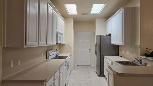 Houston 2-story, 3-bed 16106 Market Garden Lane-idx