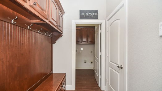 Houston 2-story, 4-bed 6307 Brooklawn Drive-idx