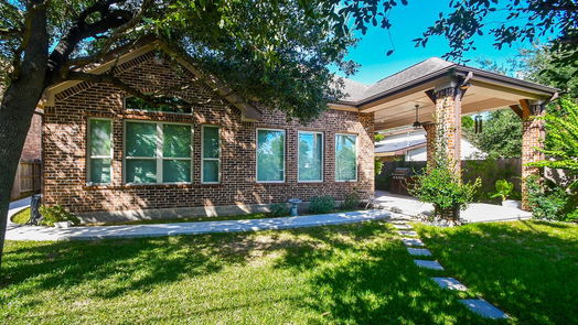 Houston 2-story, 4-bed 6307 Brooklawn Drive-idx