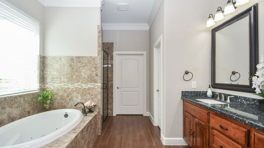 Houston 2-story, 4-bed 6307 Brooklawn Drive-idx
