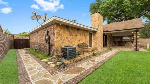 Houston 1-story, 3-bed 7019 Feather Creek Drive-idx