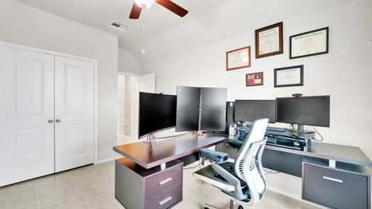 Houston 1-story, 4-bed 7110 Whitlow Wonder Lane-idx