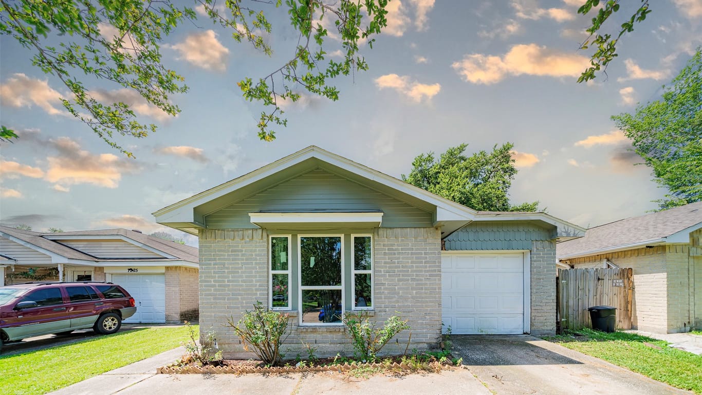 Houston 1-story, 3-bed 7227 Greenyard Drive-idx