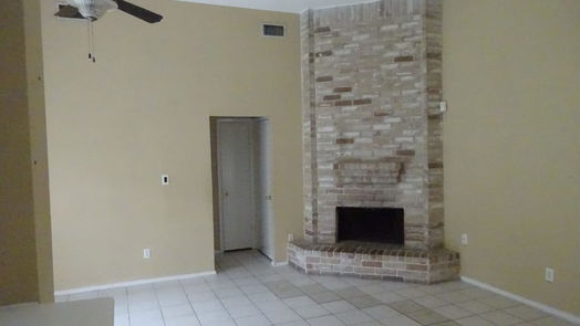 Houston 1-story, 1-bed 11019 Crenchrus Court-idx