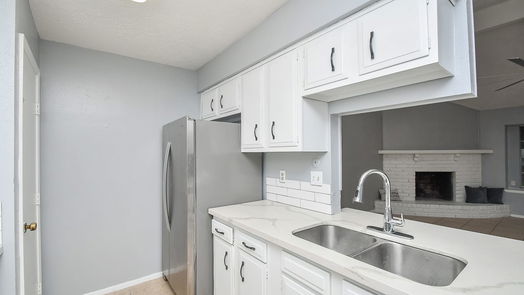 Houston null-story, 4-bed 7682 Bubbling Spring Lane-idx