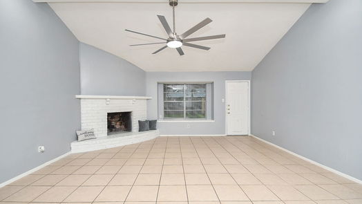 Houston null-story, 4-bed 7682 Bubbling Spring Lane-idx