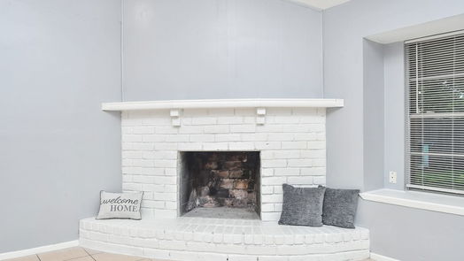 Houston null-story, 4-bed 7682 Bubbling Spring Lane-idx