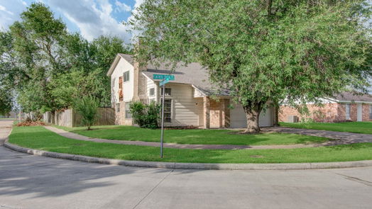 Houston 2-story, 3-bed 6607 Feather Creek Drive-idx