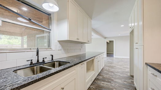 Houston 1-story, 4-bed 6047 Pebble Lane-idx