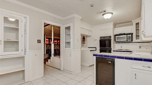 Houston 2-story, 5-bed 6831 Reed Road-idx