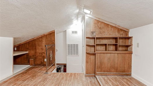 Houston 2-story, 5-bed 6831 Reed Road-idx