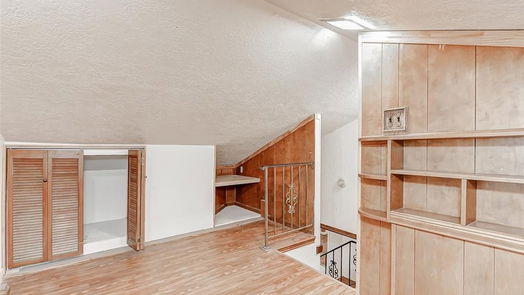 Houston 2-story, 5-bed 6831 Reed Road-idx