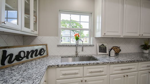Houston 1-story, 3-bed 7346 Thurow Street-idx