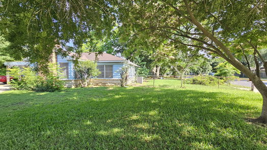 Houston 1-story, 3-bed 7602 Dixie Drive-idx