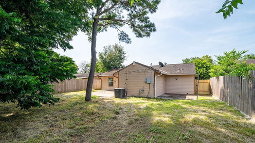 Houston null-story, 4-bed 6511 Belarbor Street-idx