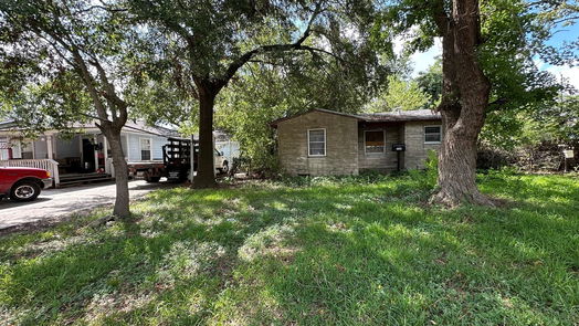 Houston 1-story, 2-bed 7328 Dixie Drive-idx