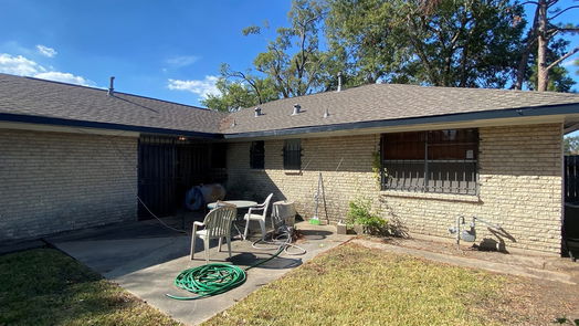 Houston 1-story, 3-bed 6702 Roxbury Road-idx