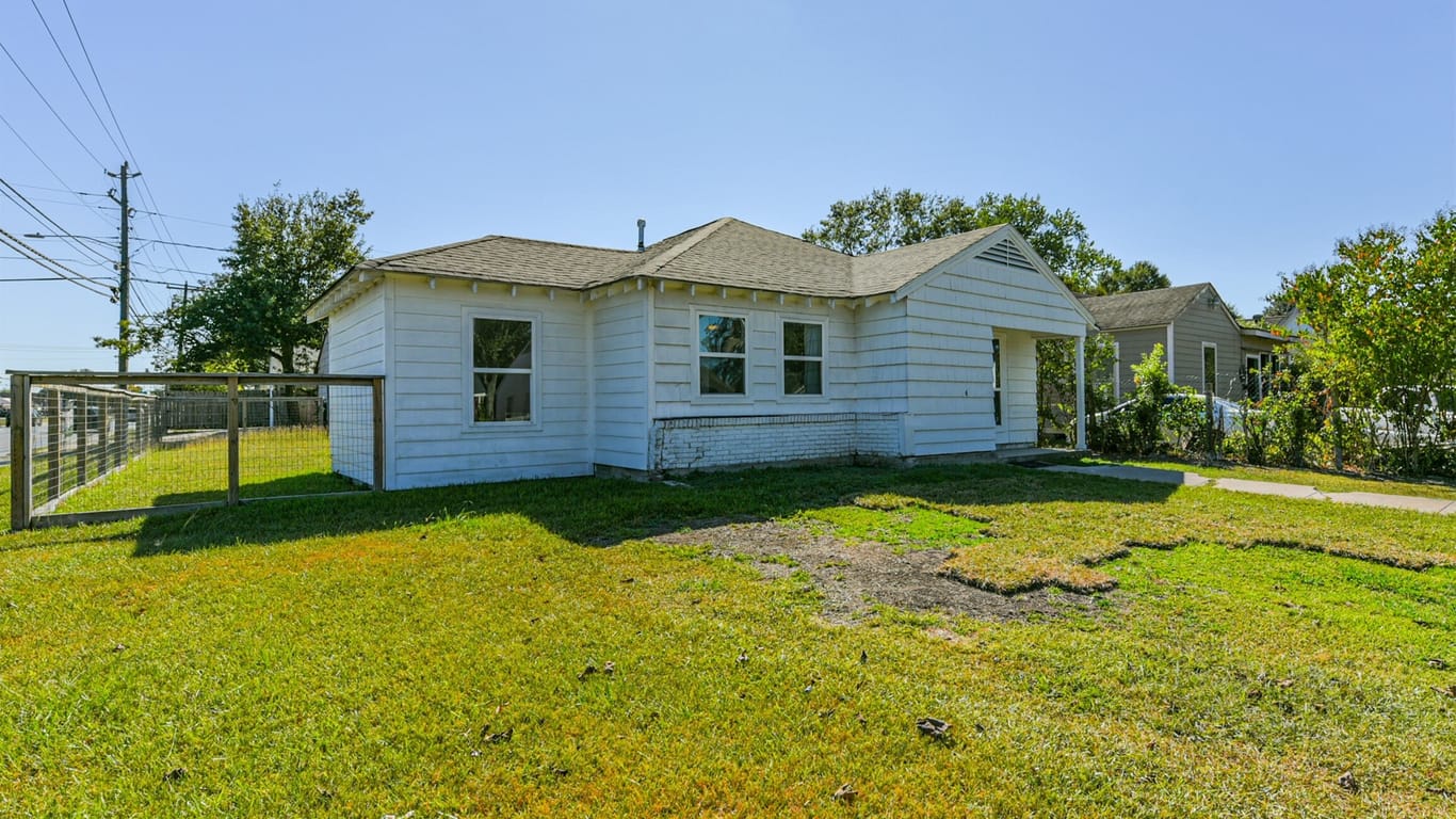 Houston 1-story, 4-bed 7546 Greendowns Street-idx