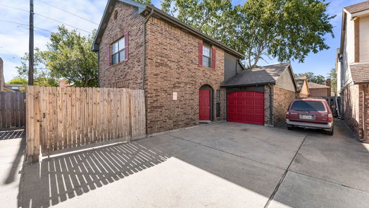 Houston 2-story, 2-bed 11 Regency Lane-idx