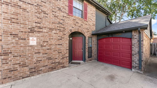 Houston 2-story, 2-bed 11 Regency Lane-idx