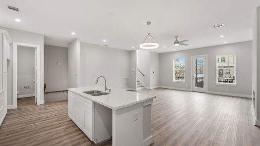 Houston 3-story, 3-bed 7814 De Priest Street-idx