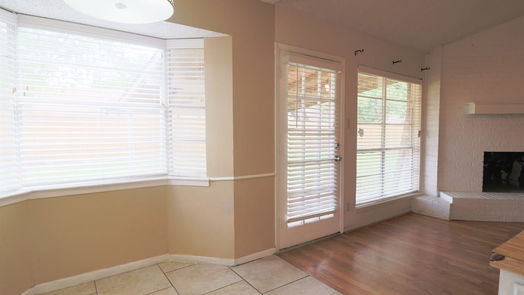 Houston 1-story, 3-bed 8206 Bayou Forest Drive NW-idx