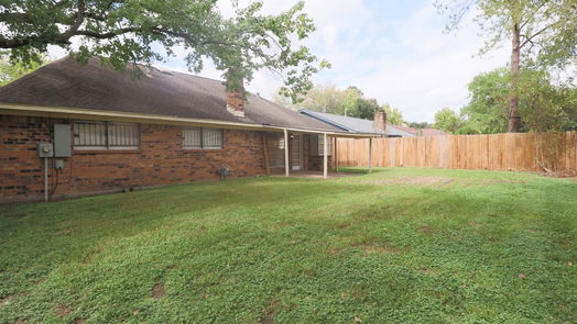 Houston 1-story, 3-bed 8206 Bayou Forest Drive NW-idx