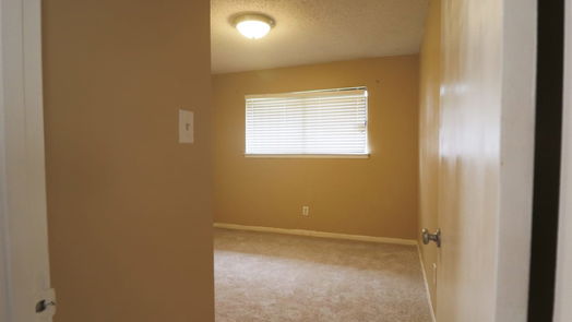 Houston 1-story, 3-bed 8206 Bayou Forest Drive NW-idx