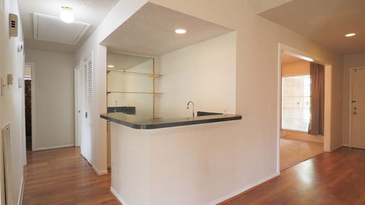 Houston 1-story, 3-bed 8206 Bayou Forest Drive NW-idx