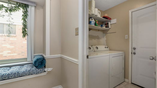 Houston 1-story, 3-bed 8910 Enchanted Forest Drive-idx