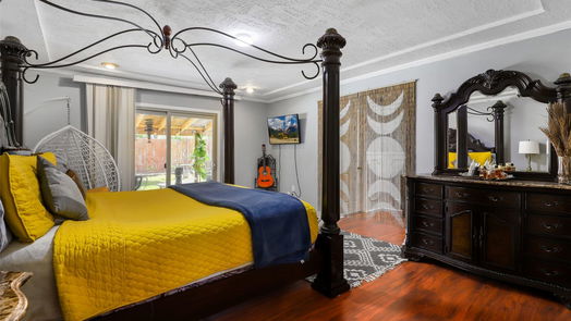 Houston 1-story, 3-bed 8910 Enchanted Forest Drive-idx