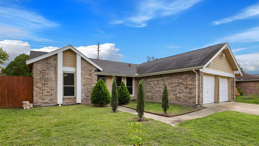 Houston 1-story, 3-bed 8910 Enchanted Forest Drive-idx