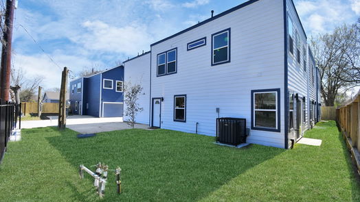 Houston 2-story, 3-bed 851 S Victory Drive A B C-idx