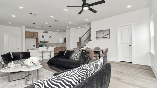 Houston 2-story, 3-bed 851 S Victory Drive A B C-idx