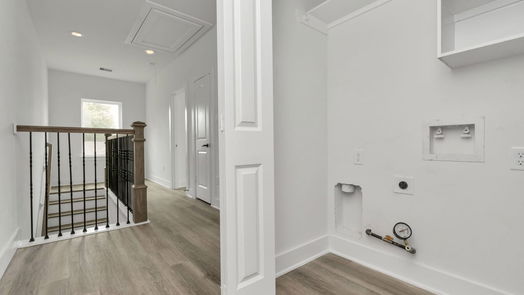 Houston 2-story, 3-bed 851 S Victory Drive A B C-idx