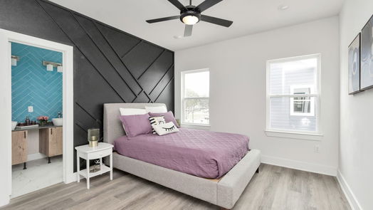 Houston 2-story, 3-bed 851 S Victory Drive A B C-idx