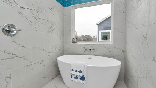 Houston 2-story, 3-bed 851 S Victory Drive A B C-idx