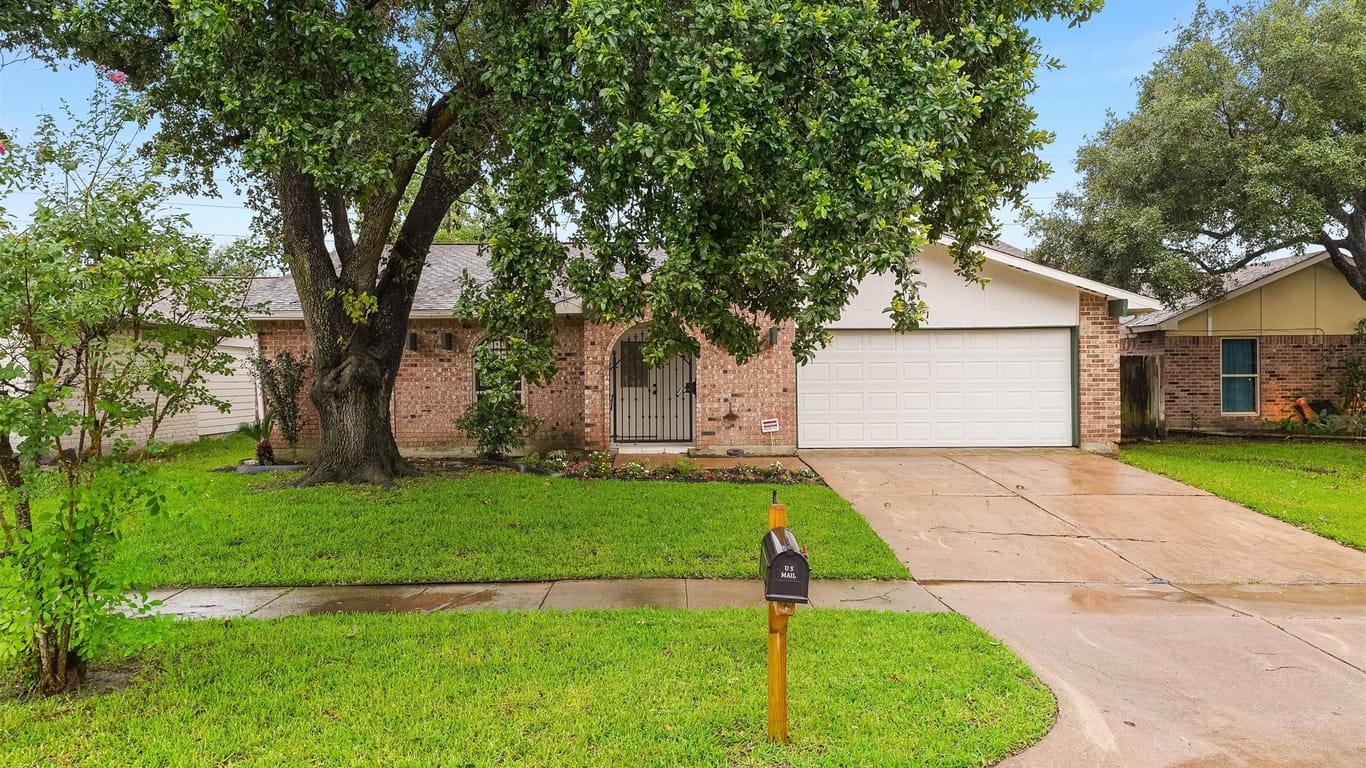 Houston 1-story, 4-bed 5511 Hickory Forest Dr-idx