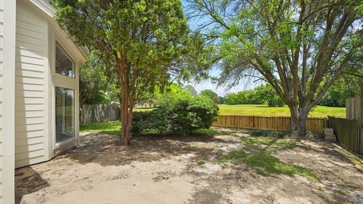 Houston 1-story, 3-bed 7922 Sunnyvale Forest Drive-idx