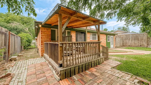 Houston 1-story, 3-bed 7111 Venus Street-idx