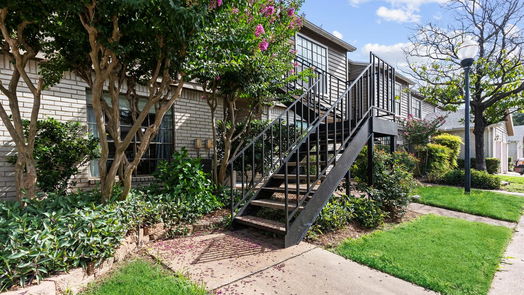 Houston 1-story, 1-bed 4444 Victory Drive 1311-idx