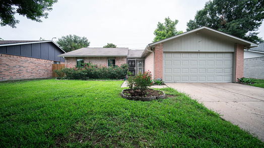 Houston 1-story, 3-bed 5637 Harper Forest Dr Drive-idx