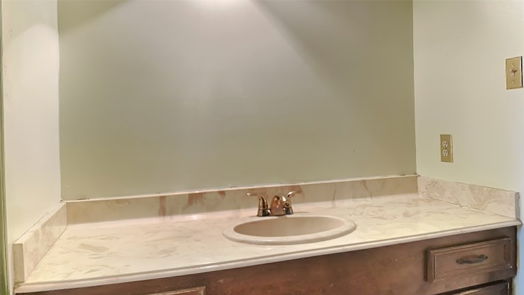 Houston 1-story, 4-bed 5715 Arncliffe Drive-idx