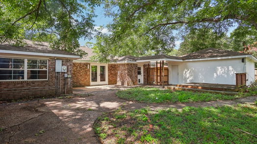 Houston 1-story, 4-bed 4202 Black Locust Drive-idx