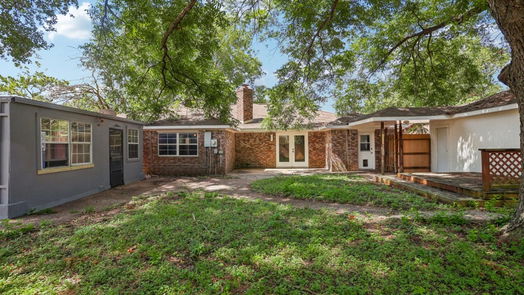 Houston 1-story, 4-bed 4202 Black Locust Drive-idx