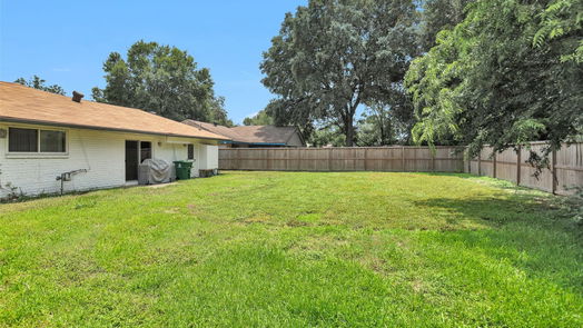 Houston 1-story, 3-bed 6322 King Post Drive-idx