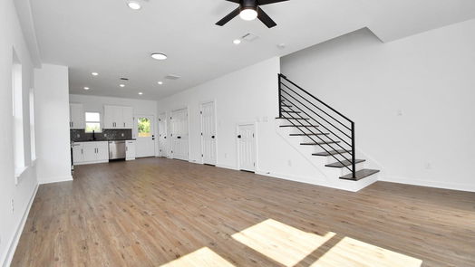 Houston 2-story, 3-bed 8418 Observatory Unit A and B Street-idx