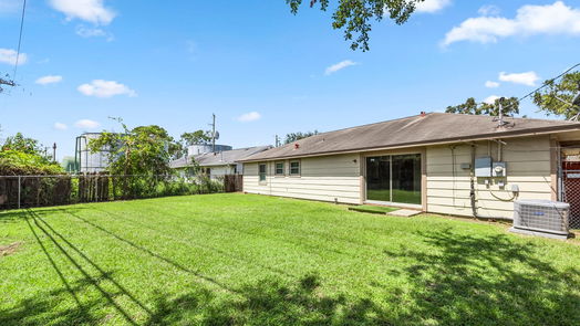 Houston 1-story, 3-bed 9142 Sunnywood Drive-idx