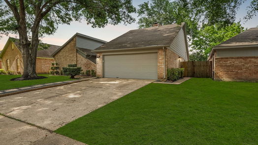 Houston 1-story, 3-bed 6214 Saint Anne Forest Drive-idx