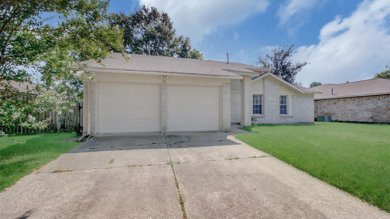 Houston 1-story, 3-bed 8606 Parkcrest Forest Drive-idx